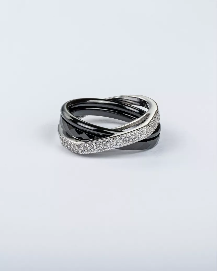 Каблучка срібна потрійна з чорною керамікою і  цирконієм діамантової огранки 007071