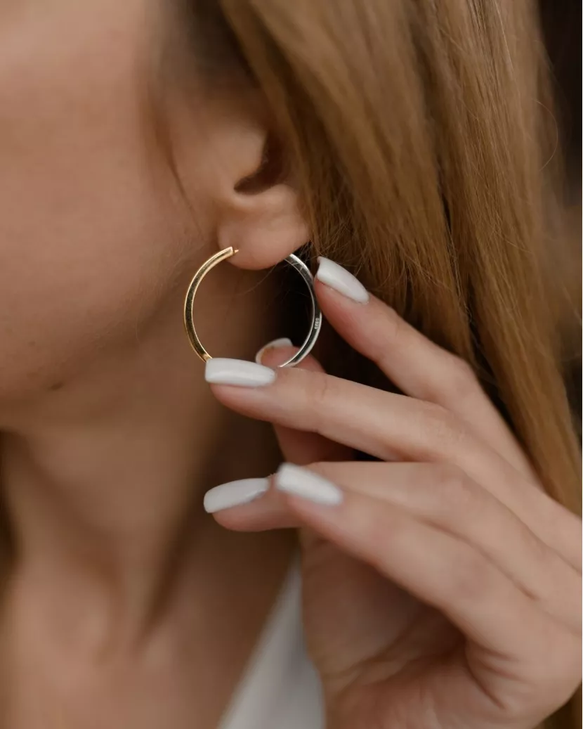 Сережки - кільця срібні двосторонні із позолотою 007068