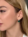 Сережки серебряные с зеленым квадратным цирконием 006956