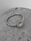 Кольцо серебряное бриллиантовой модели 000894