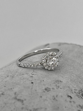 Каблучка срібна діамантової моделі 000894