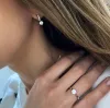 Серьги серебряные с цирконием с особой мерцающей огранкой