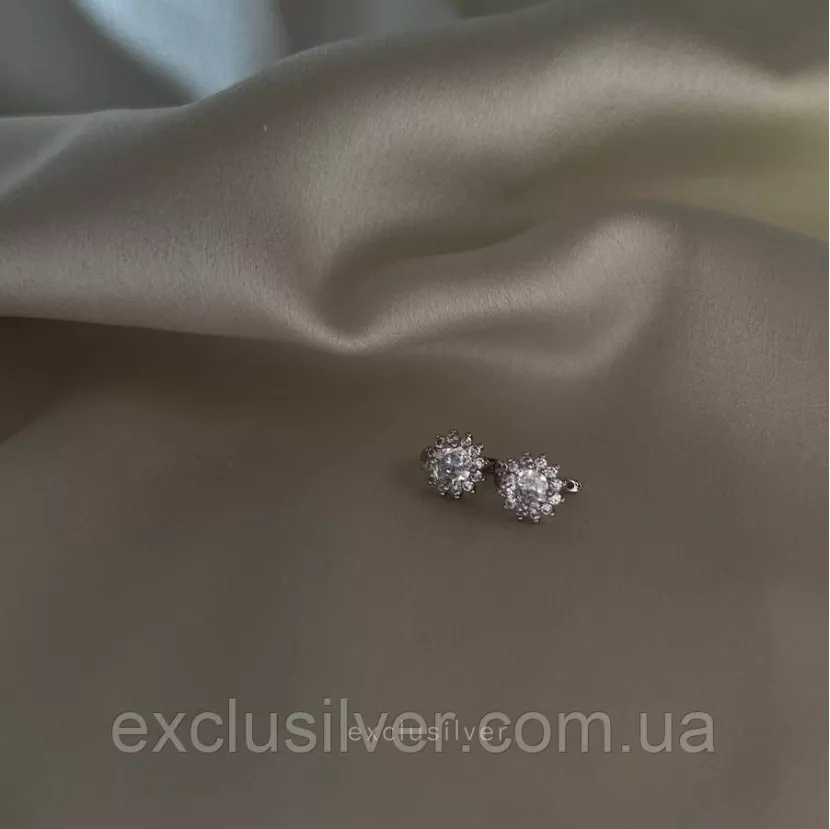 Срібні сережки Квіточка з цирконієм діамантового огранювання ExcluSilver 925 проби