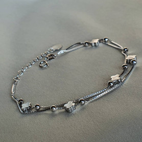 Браслет срібний із кульками та клеверами