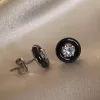Сережки - пусети (гвоздики) срібні з чорною керамікою і цирконієм діамантового огранювання 003367