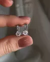 Серьги серебряные с цирконием бриллиантовой огранки 003804