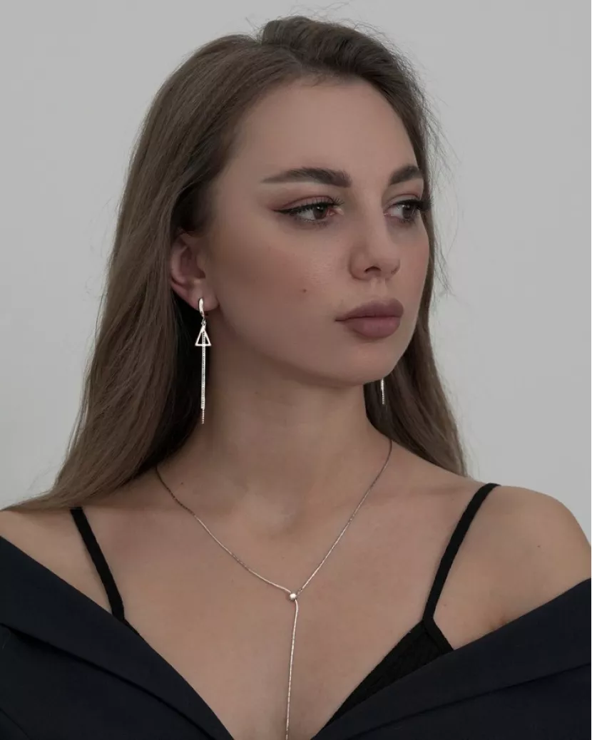 Серьги серебряные с треугольниками и цепочками
