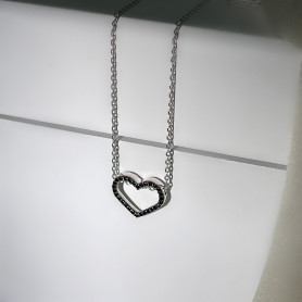 Підвіс Серце з чорним цирконієм діамантової огранки на срібному ланцюжку