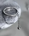 Каблучка срібна із кулькою на ланцюжку 000482