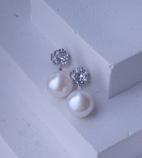Сережки - пусети (гвоздики) срібні з перлами