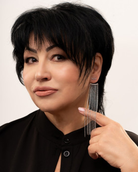 Серебряная серьга моно с цепочками Серебряный дождь 006630