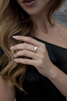 Каблучка срібна Exclusilver 000453