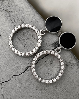 Сережки срібні з чорною емаллю та цирконієм діамантового огранювання 003219