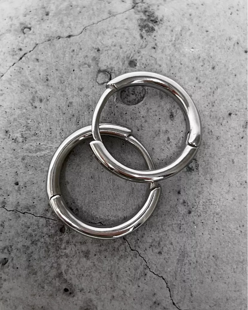 Сережки — кільця срібні 1,5см 003389
