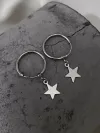 Сережки — кільця срібні з підвісними зірками 003399