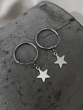 Сережки — кільця срібні з підвісними зірками 003399