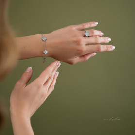 Браслет срібний з перламутом Клевери 1,5см 006756