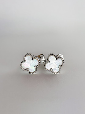 Сережки срібні Клевер 1см з перламутром 002681