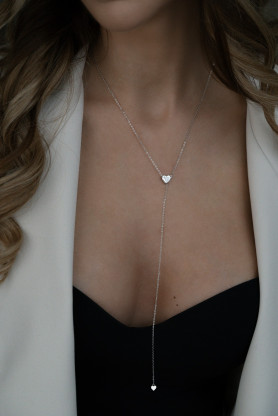 Срібне кольє-краватка із сердечком, що рухається