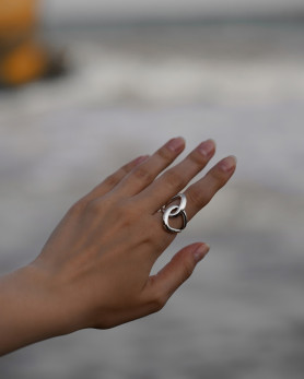 Каблучка срібна масивна Вузол