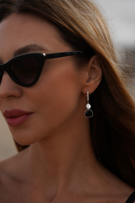 Серьги серебряные висячие с черной эмалью Геометрия