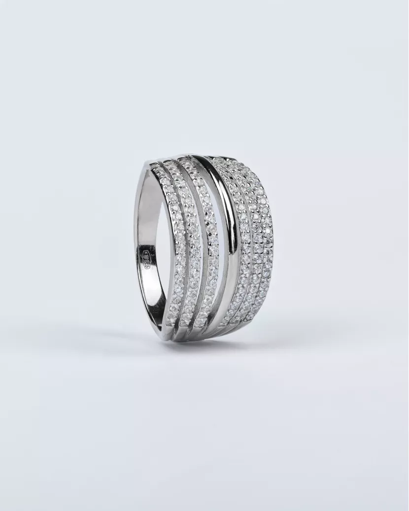Каблучка срібна із доріжками з цирконієм діамантової огранки 006953