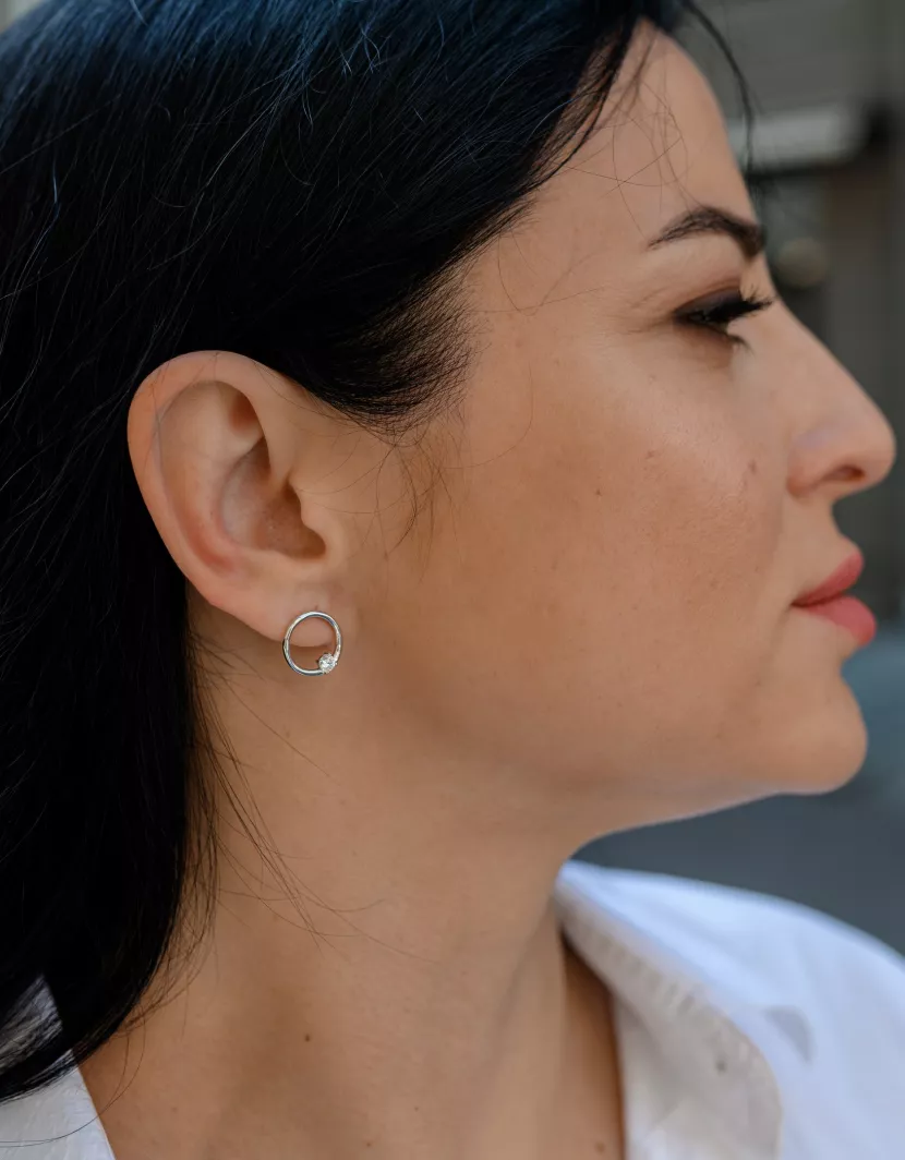 Сережки - пусети (гвоздики) Коло з цирконієм діамантової огранки 006963