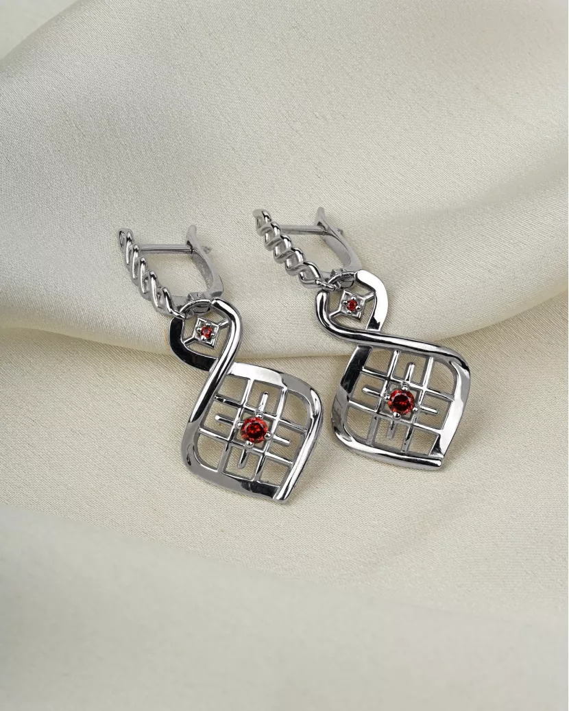 Сережки срібні висячі ДНК Нації із гранатовим цирконієм