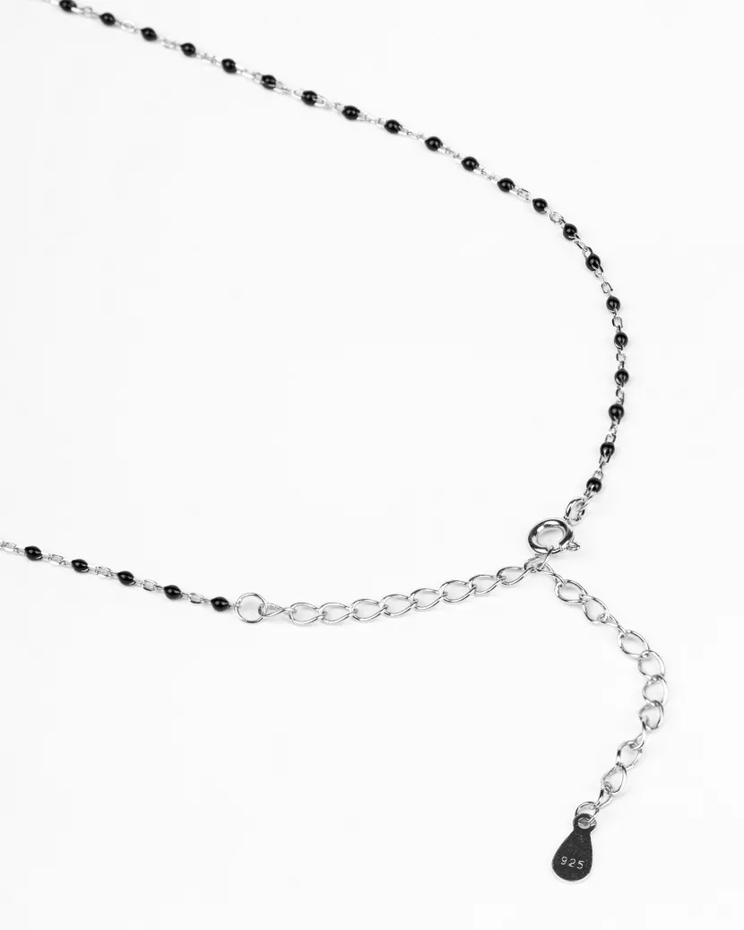Срібне кольє-ланцюжок з чорною емаллю 006791
