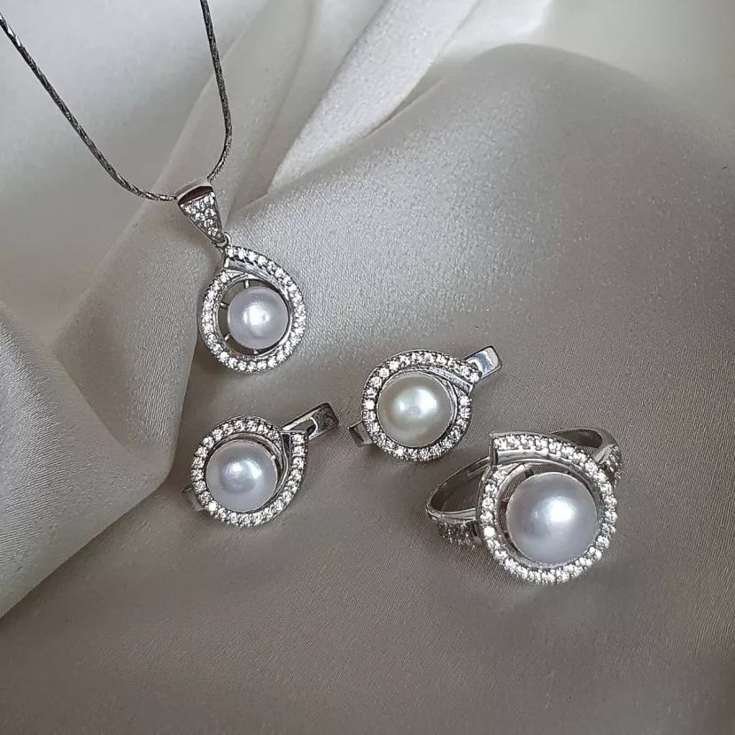 Сережки срібні із перлами та цирконієм 002361