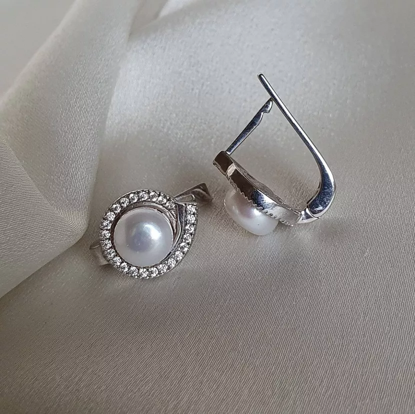 Сережки срібні із перлами та цирконієм 002361